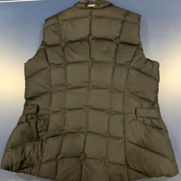Eddie Bauer Vest - Picture 2 of 3